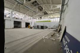 Помещение 5700 м² под склад или автосалон