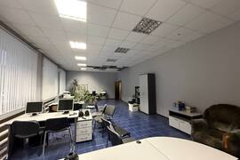 Помещение 225 м² под магазин на 1 линии