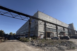 Производственный корпус 2093 м², кран-балки