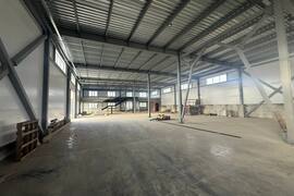 Склад 1200 м² новый
