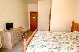 Помещение 46,7 м² (3 студии ГАБ)