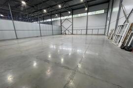 Склад 432 м² с офисной зоной под логистику
