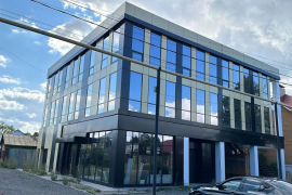 Здание от 300 до 947 м² под детейлинг, медцентр