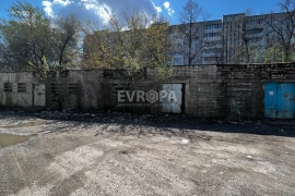 Здание  208 м²