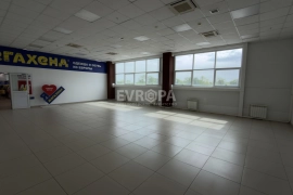 Помещение 75 м² под магазин, салон, шоурум в ТЦ