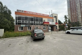 Здание 1351 м² на ул. Шолмова