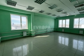 Офис (частями) 600 м²