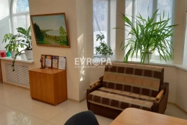 Продажа торгово-офисного помещения 280 м² в Ульяновске. Готовый бизнес-объект.