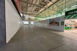 Помещение 1500 м² под склад или крупный магазин