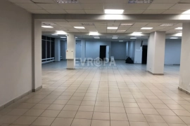 Помещение 350 м² с арендатором