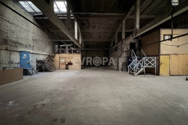 Помещение 850 м² под склад или производство
