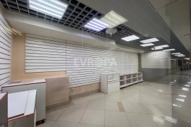 Торговая площадь 33 м²