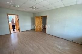 Помещение под офис, кабинет или салон 139 м²
