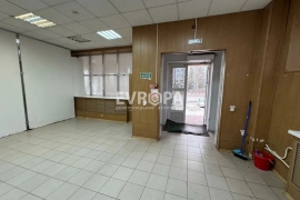Помещение 40 м² под магазин, офис, салон