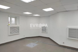 Помещение 25 м² под офис, кабинет, услуги в цоколе