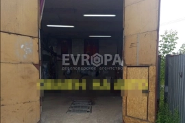 Помещение Гараж Склад  48 м²