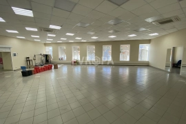 Помещение 1075 м² в самом центре