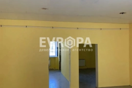 Торговое Помещение Склад 85 м²