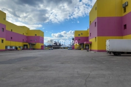 Офис Торговое Помещение 3000 м²