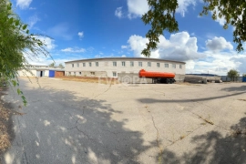 База 3400 м² на 70 сотках