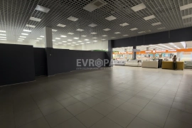 Помещение 206 м² магазин, салон