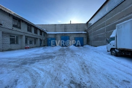 Помещение под автосервис 832 м² в аренду | высота 12 м | 3 въезда | газовое отопление | парковка