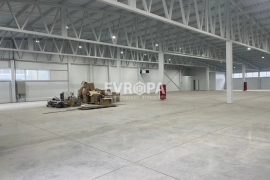Склад в аренду, 1400-2336 м², газовое отопление, пандус, ворота под фуру