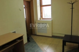 Офис 11 м², ул. Кирова, 3 этаж, 220 В, парковка