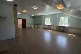 Помещение 116 м² под офис, клинику или салон