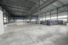 Помещение 3179 м² под склад с кранами 10 т
