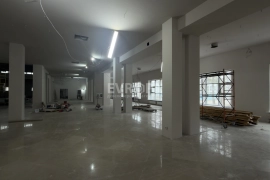 Помещение от 400 до 800 м² под магазин, офис