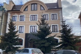 Нежилое здание 370-900 м² под офис