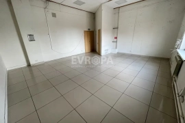 Помещение 76 м² на Садовой с парковкой