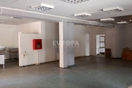 Нежилое помещение 270 м² под офис, кафе
