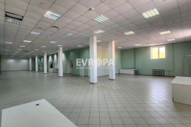 Нежилое помещение 330 м² под офис, склад