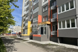 Нежилое помещение 82 м² под магазин, офис
