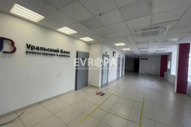 Нежилое помещение 193,6 м² под магазин, офис