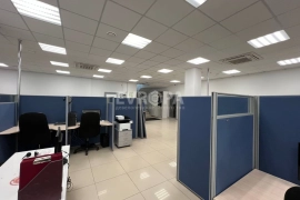 Нежилое помещение 530 м² под офис